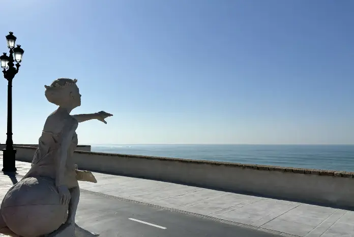 Representación de la escultura que conmemorará el Meridiano de Cádiz