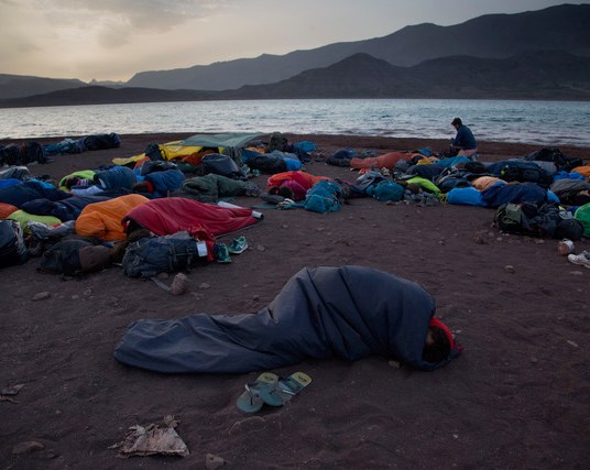 España Rumbo al Sur 2017. Amanecer en el lago Isli, en Imichil. (Photo: Jose L. Cuesta).