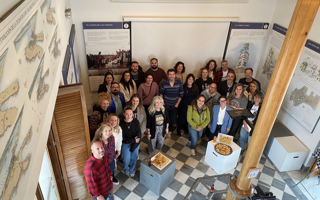 Torre Tavira – Cámara Oscura celebra su 30 aniversario rodeada de compañeros y compañeras del sector turístico de la Provincia de Cádiz